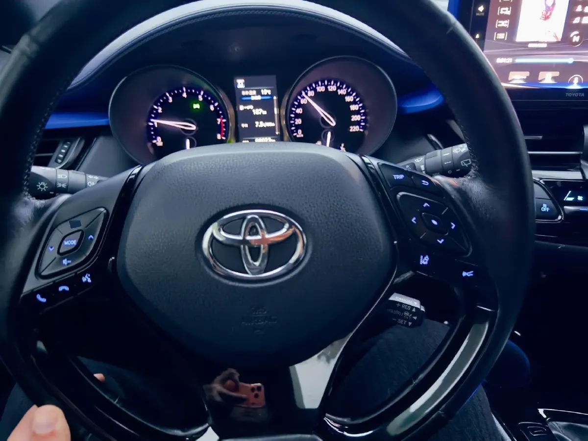 2018 Toyota Izoa 2.0L 171HP L4 CVT,autocango,china used car exporter,china ev exporter,chinese used car exporter,chinese used ev exporter