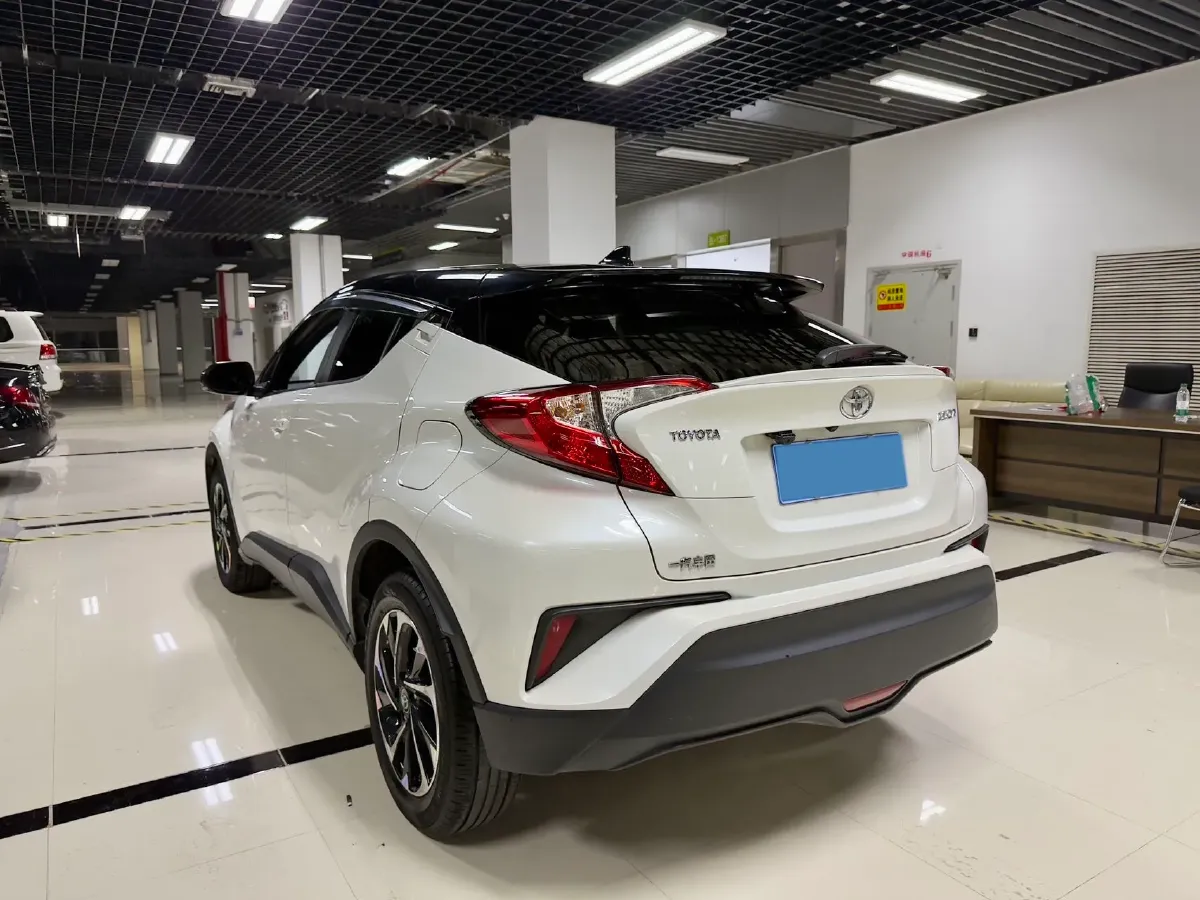 2018 Toyota Izoa 2.0L 171HP L4 CVT,autocango,china used car exporter,china ev exporter,chinese used car exporter,chinese used ev exporter