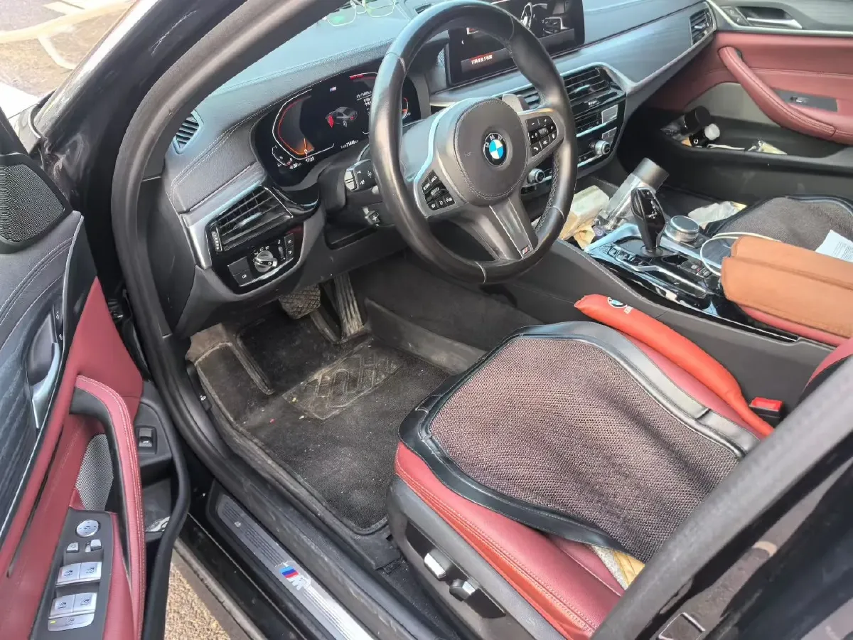 2021 BMW 5 Series 2.0T 252HP L4 8AT,autocango,china used car exporter,china ev exporter,chinese used car exporter,chinese used ev exporter