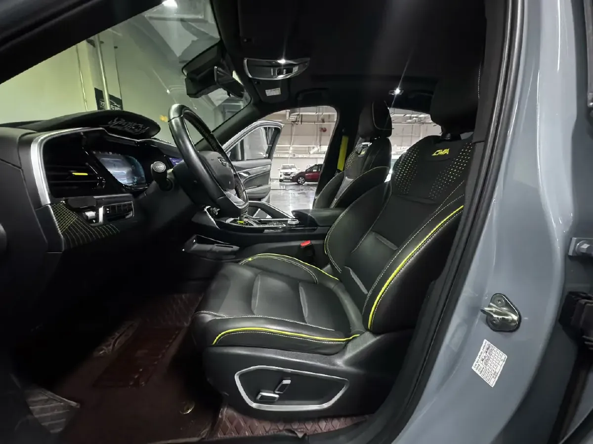 2021 Geely Tugella 2.0T 238HP L4 8AT,autocango,china used car exporter,china ev exporter,chinese used car exporter,chinese used ev exporter