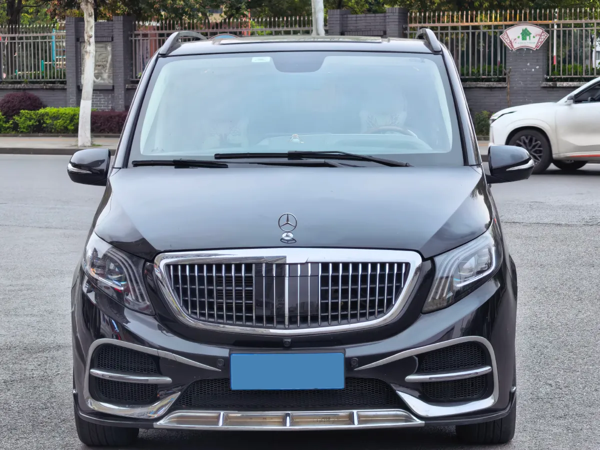 2021 Mercedes-Benz Vito 2.0T 211HP L4 9AT,autocango,china used car exporter,china ev exporter,chinese used car exporter,chinese used ev exporter