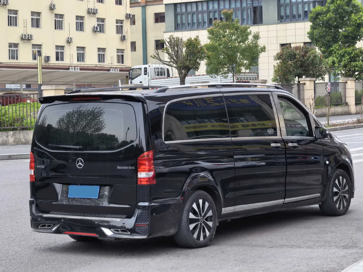 2021 Mercedes-Benz Vito 2.0T 211HP L4 9AT,autocango,china used car exporter,china ev exporter,chinese used car exporter,chinese used ev exporter