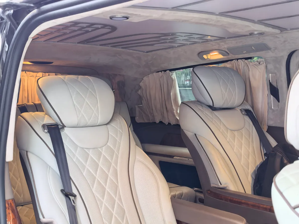 2021 Mercedes-Benz Vito 2.0T 211HP L4 9AT,autocango,china used car exporter,china ev exporter,chinese used car exporter,chinese used ev exporter