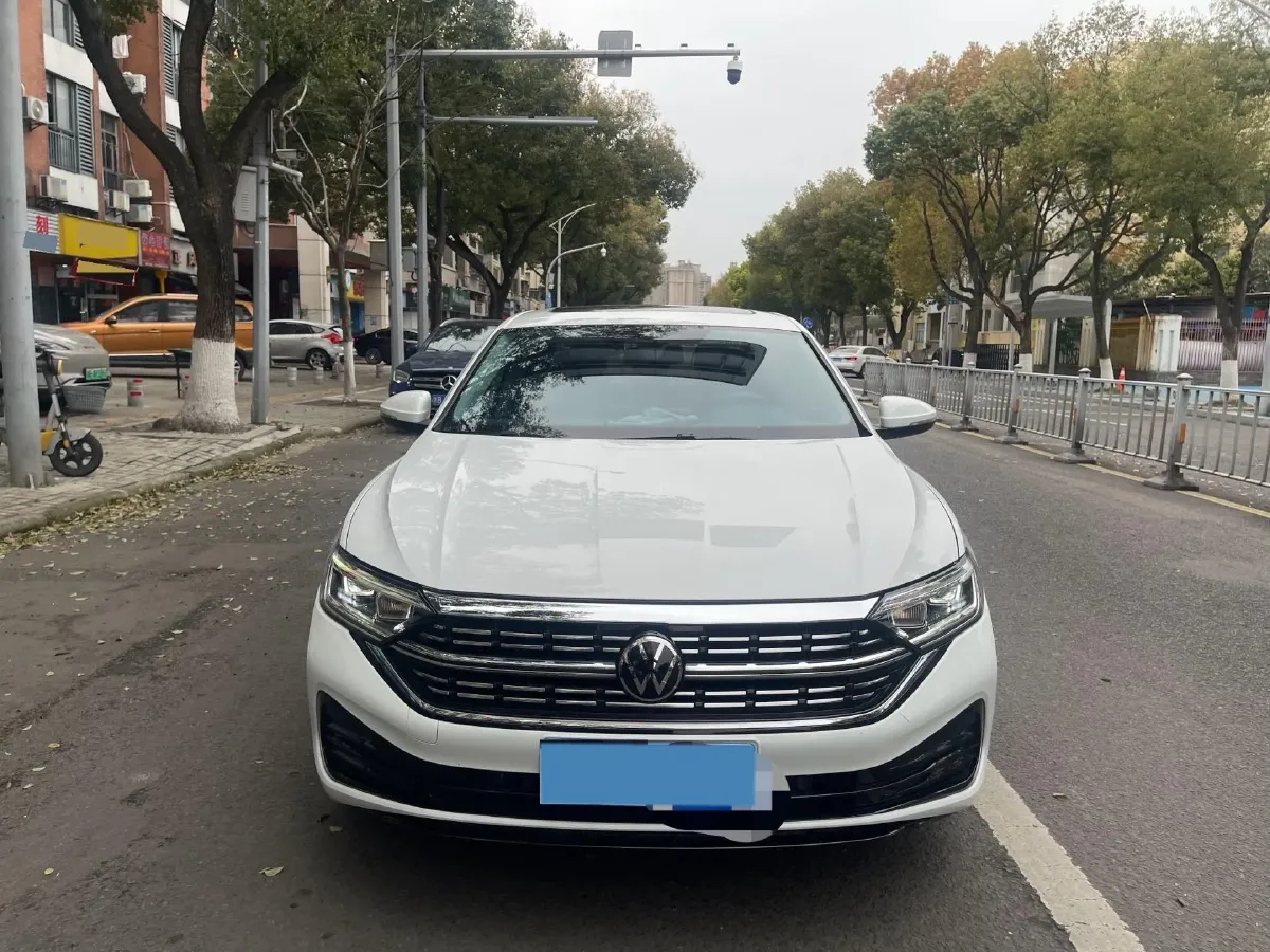 2024 Volkswagen Sagitar 1.5T 160HP L4 7DCT,autocango,china used car exporter,china ev exporter,chinese used car exporter,chinese used ev exporter