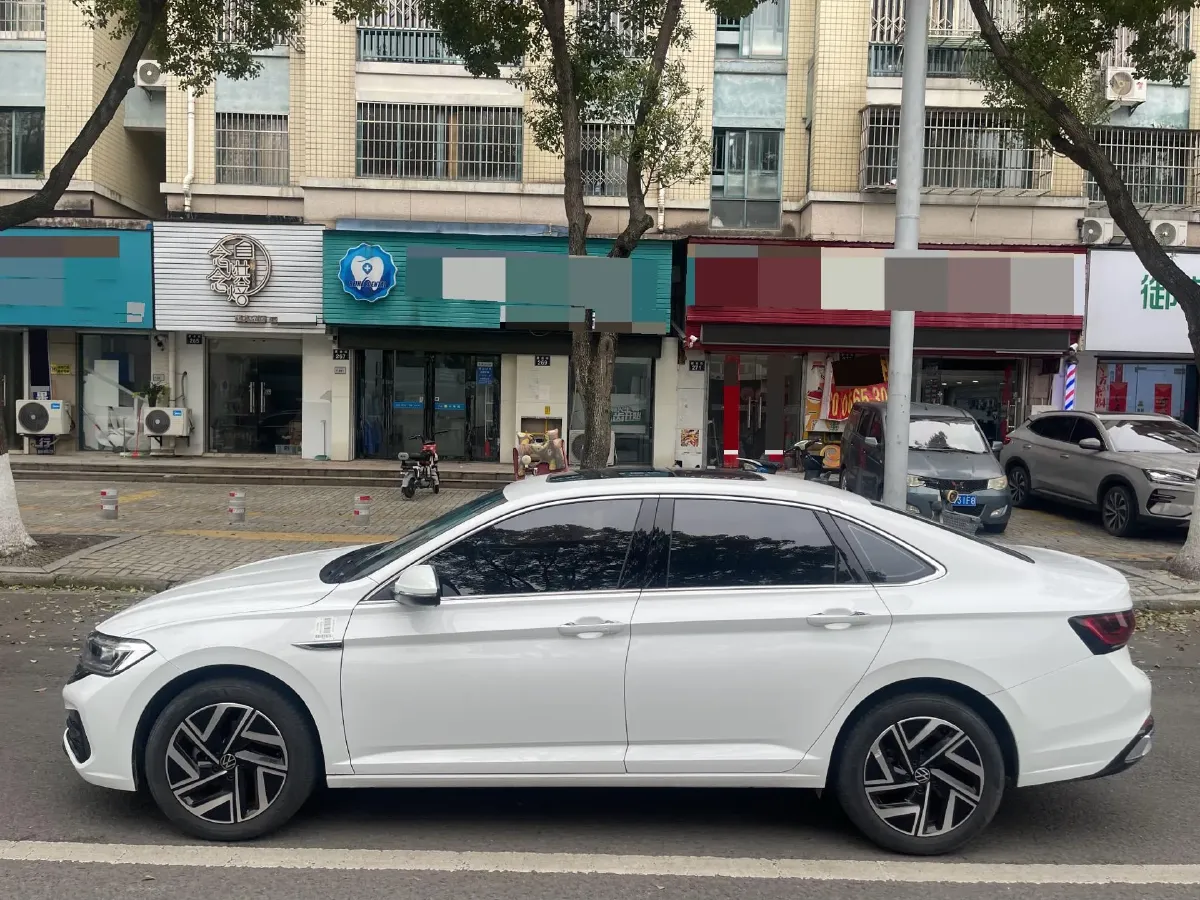 2024 Volkswagen Sagitar 1.5T 160HP L4 7DCT,autocango,china used car exporter,china ev exporter,chinese used car exporter,chinese used ev exporter