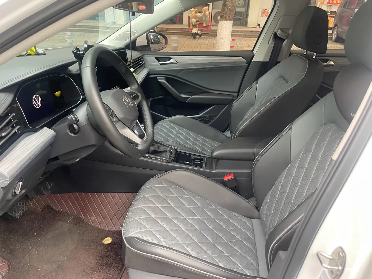 2024 Volkswagen Sagitar 1.5T 160HP L4 7DCT,autocango,china used car exporter,china ev exporter,chinese used car exporter,chinese used ev exporter