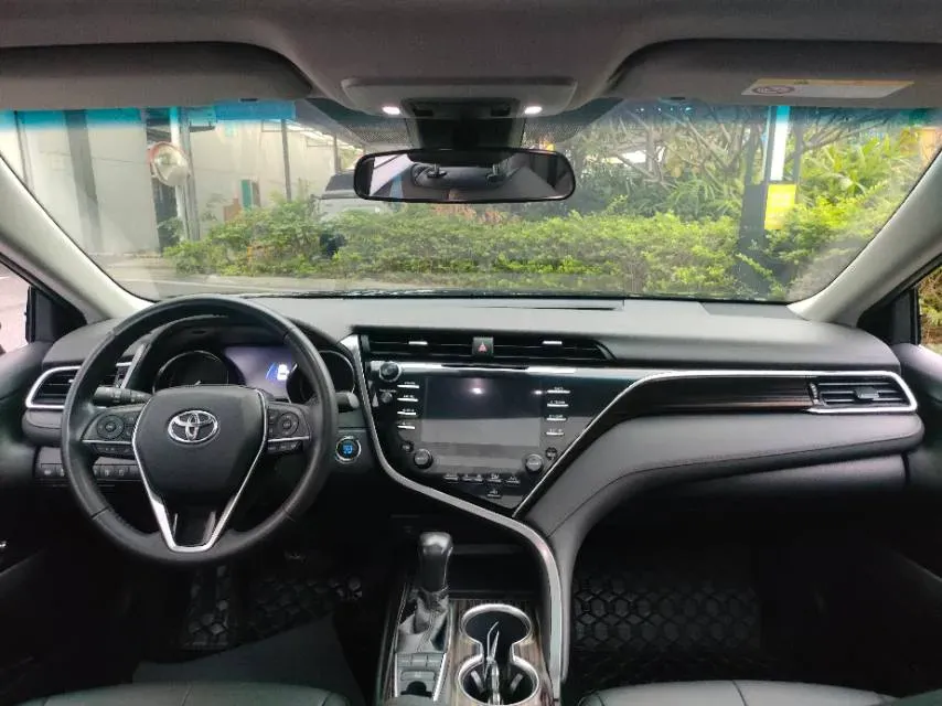 2019 Toyota Camry 2.5L 209HP L4 8AT,autocango,china used car exporter,china ev exporter,chinese used car exporter,chinese used ev exporter
