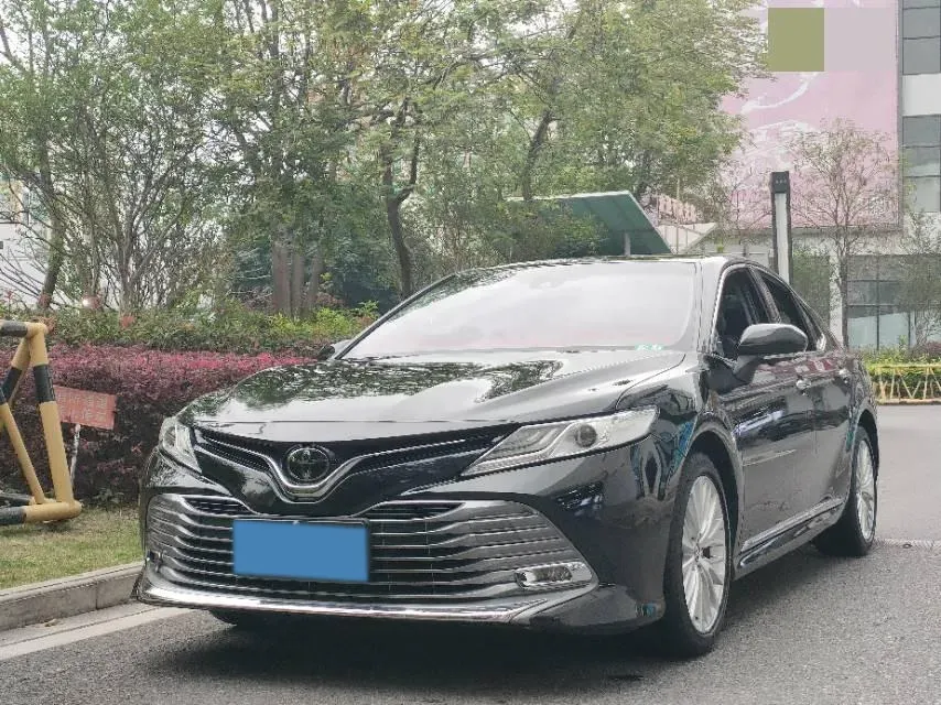 2019 Toyota Camry 2.5L 209HP L4 8AT,autocango,china used car exporter,china ev exporter,chinese used car exporter,chinese used ev exporter