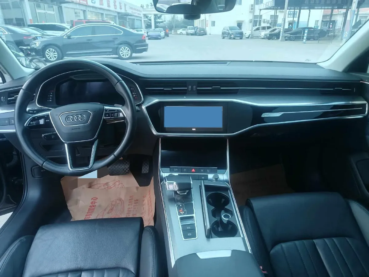 2021 Audi A6L 2.0T 224HP L4 7DCT,autocango,china used car exporter,china ev exporter,chinese used car exporter,chinese used ev exporter