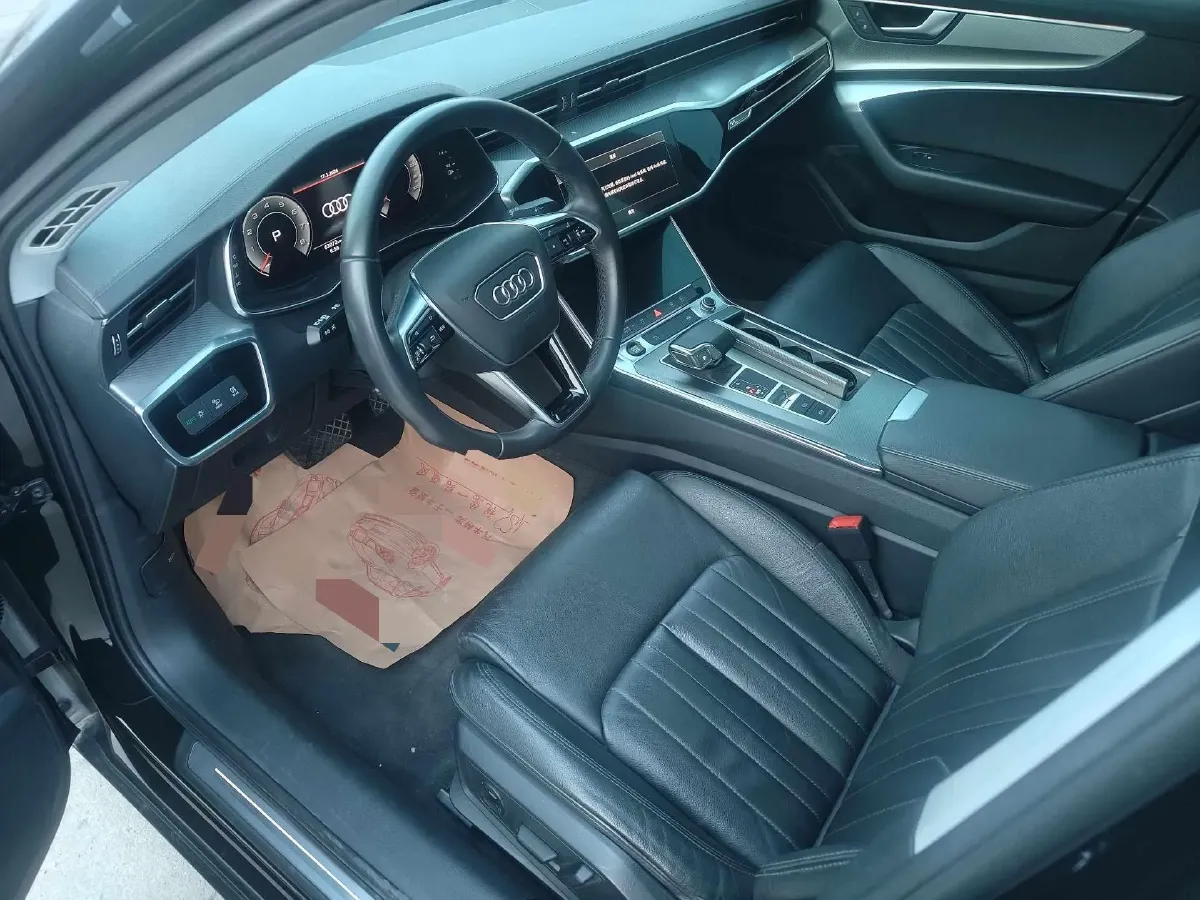 2021 Audi A6L 2.0T 224HP L4 7DCT,autocango,china used car exporter,china ev exporter,chinese used car exporter,chinese used ev exporter