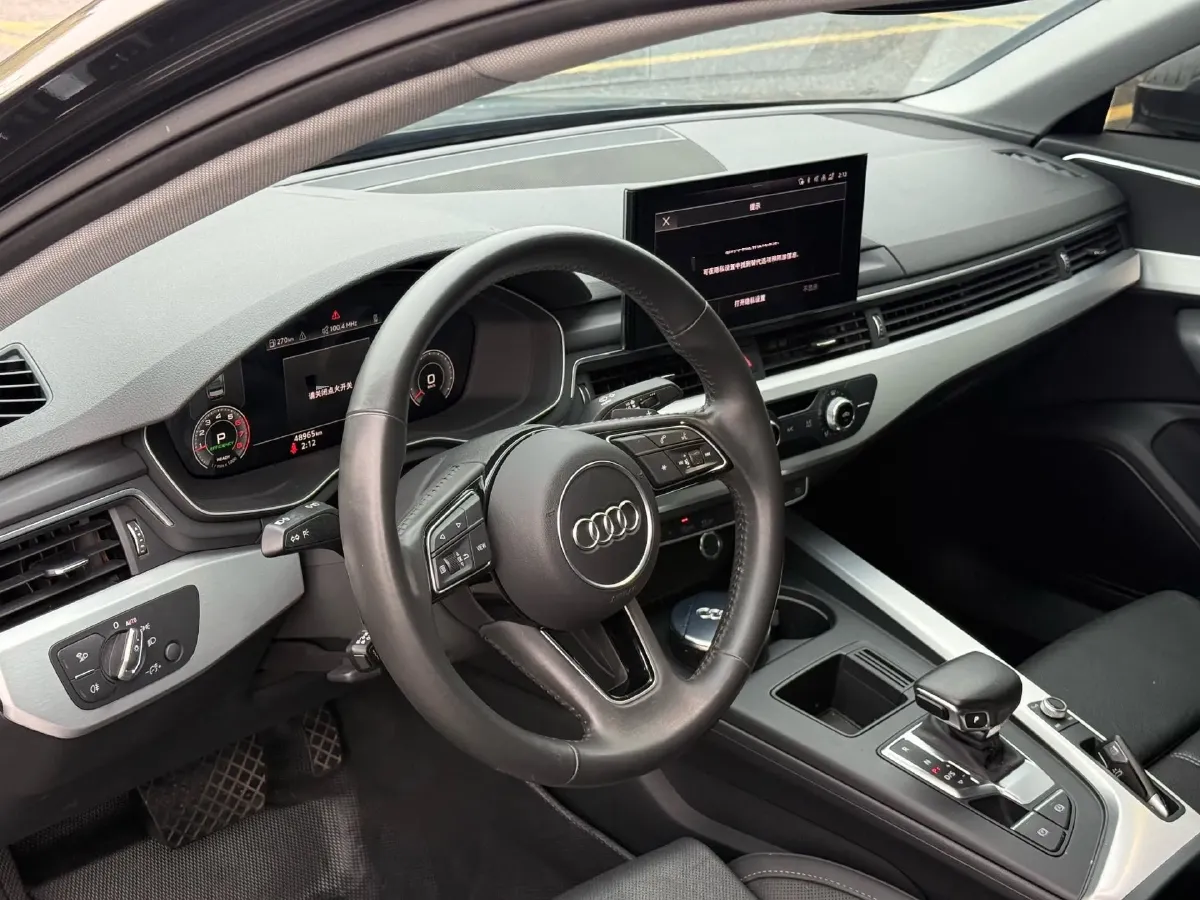 2020 Audi A4L 2.0T 190HP L4 7DCT,autocango,china used car exporter,china ev exporter,chinese used car exporter,chinese used ev exporter