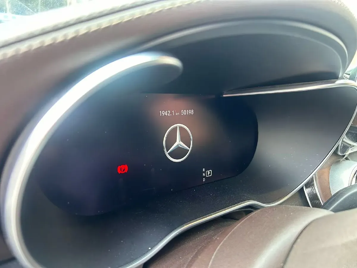 2022 Mercedes-Benz GLC Class 2.0T 258HP L4 9AT,autocango,china used car exporter,china ev exporter,chinese used car exporter,chinese used ev exporter