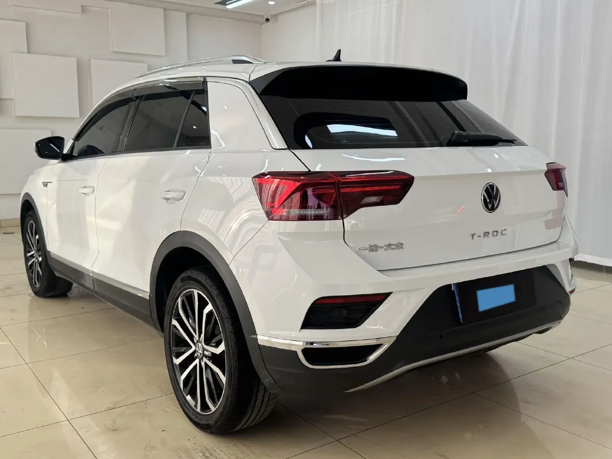 2022 Volkswagen T-Roc 1.4T 150HP L4 7DCT,autocango,china used car exporter,china ev exporter,chinese used car exporter,chinese used ev exporter
