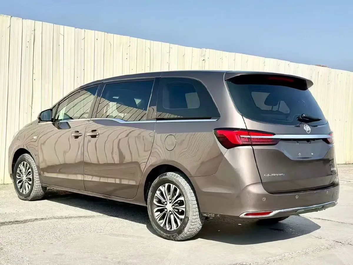 2022 Buick GL8 2.0T 237HP L4 9AT,autocango,china used car exporter,china ev exporter,chinese used car exporter,chinese used ev exporter