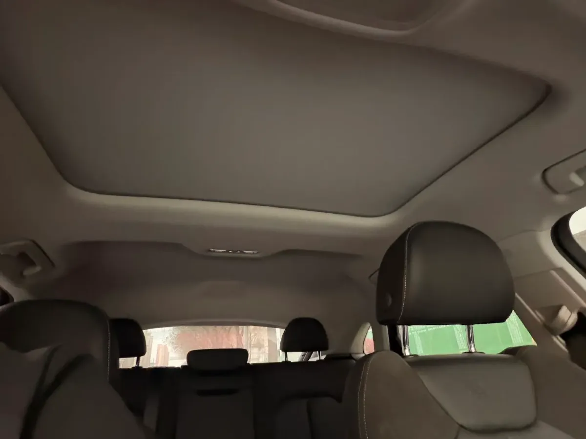 2023 Audi Q3 2.0T 186HP L4 7DCT,autocango,china used car exporter,china ev exporter,chinese used car exporter,chinese used ev exporter