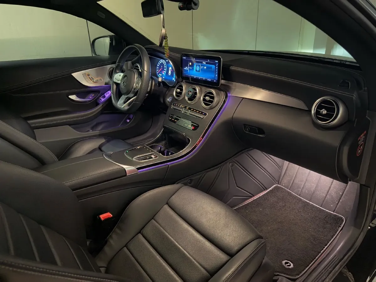 2020 Mercedes-Benz C Class 1.5T 184HP L4 9AT,autocango,china used car exporter,china ev exporter,chinese used car exporter,chinese used ev exporter