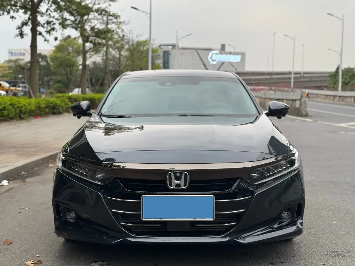 2022 Honda Accord 1.5T 194HP L4 CVT,autocango,china used car exporter,china ev exporter,chinese used car exporter,chinese used ev exporter