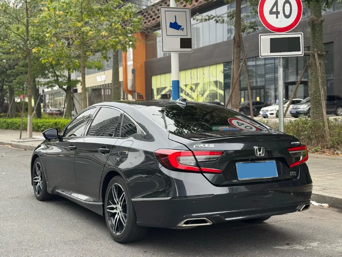 2022 Honda Accord 1.5T 194HP L4 CVT,autocango,china used car exporter,china ev exporter,chinese used car exporter,chinese used ev exporter