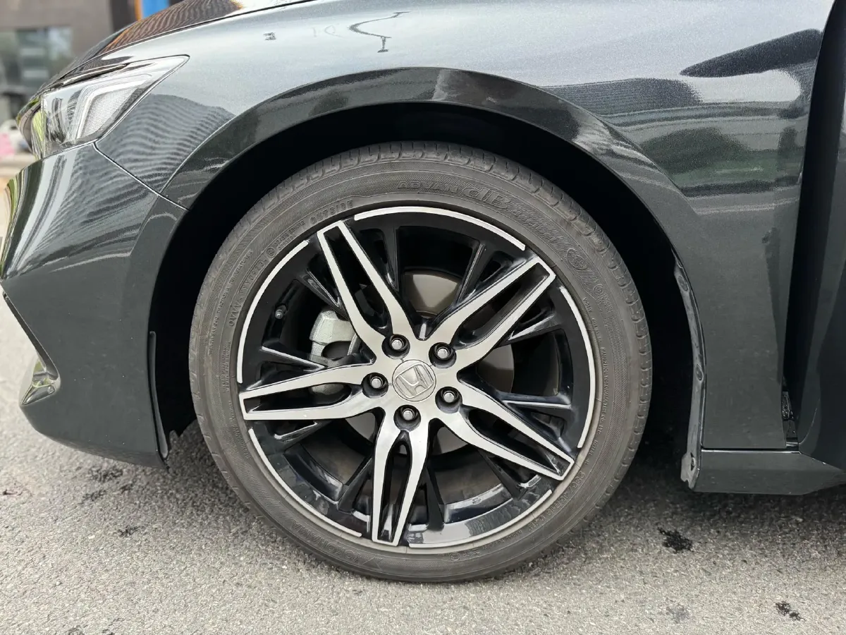 2022 Honda Accord 1.5T 194HP L4 CVT,autocango,china used car exporter,china ev exporter,chinese used car exporter,chinese used ev exporter