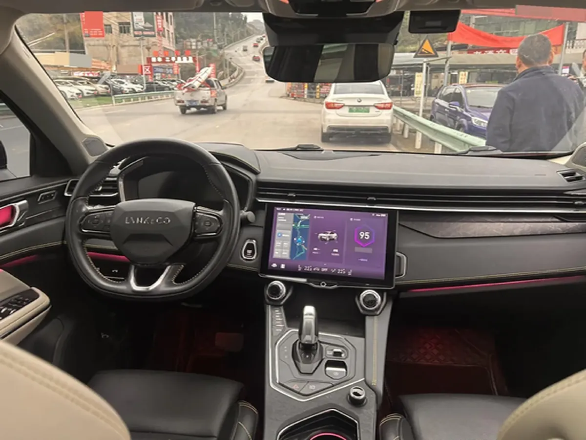 2020 LYNK&CO 05 2.0T 254HP L4 8AT,autocango,china used car exporter,china ev exporter,chinese used car exporter,chinese used ev exporter