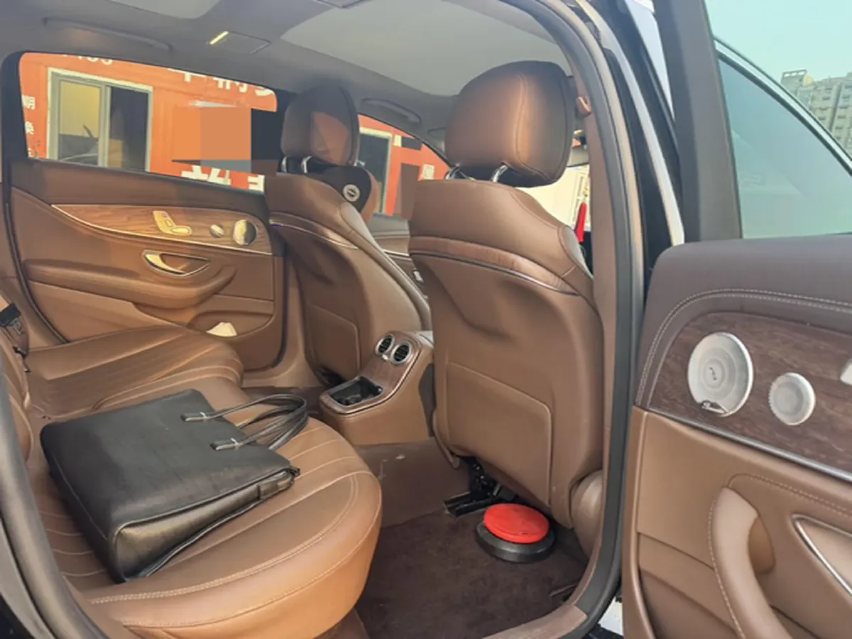 2021 Mercedes-Benz E Class 2.0T 258HP L4 9AT,autocango,china used car exporter,china ev exporter,chinese used car exporter,chinese used ev exporter