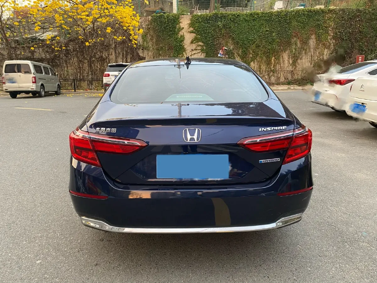 2019 Honda Inspire 2.0L 146HP L4 E-CVT Hybrid,autocango,china used car exporter,china ev exporter,chinese used car exporter,chinese used ev exporter