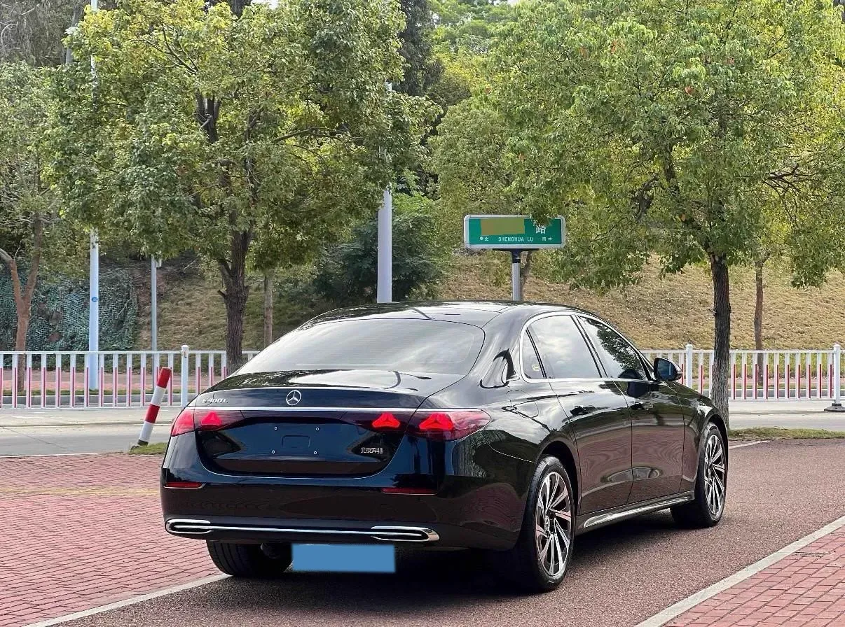 2024 Mercedes-Benz E Class 2.0T 258HP L4 9AT,autocango,china used car exporter,china ev exporter,chinese used car exporter,chinese used ev exporter