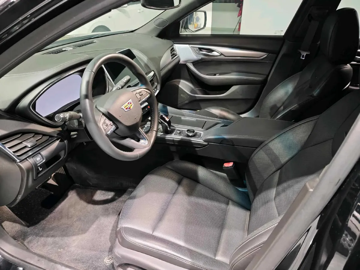 2023 Cadillac CT5 2.0T 237HP L4 10AT,autocango,china used car exporter,china ev exporter,chinese used car exporter,chinese used ev exporter