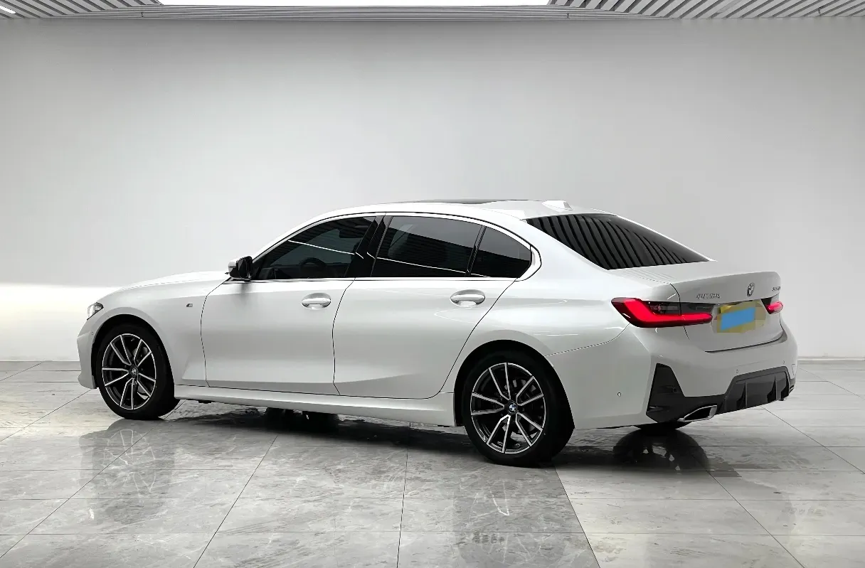 2024 BMW 3 Series 2.0T 184HP L4 8AT,autocango,china used car exporter,china ev exporter,chinese used car exporter,chinese used ev exporter