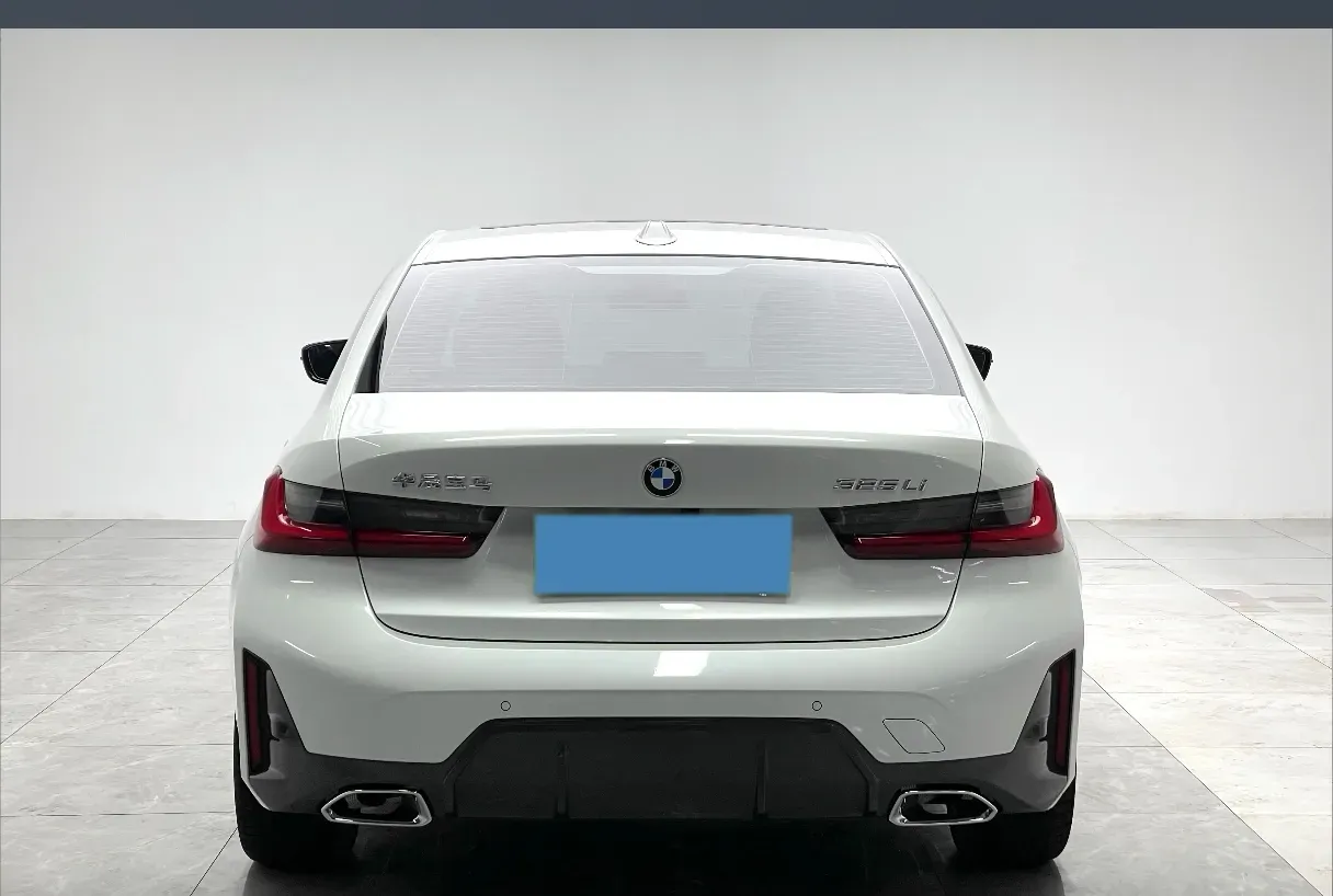 2024 BMW 3 Series 2.0T 184HP L4 8AT,autocango,china used car exporter,china ev exporter,chinese used car exporter,chinese used ev exporter