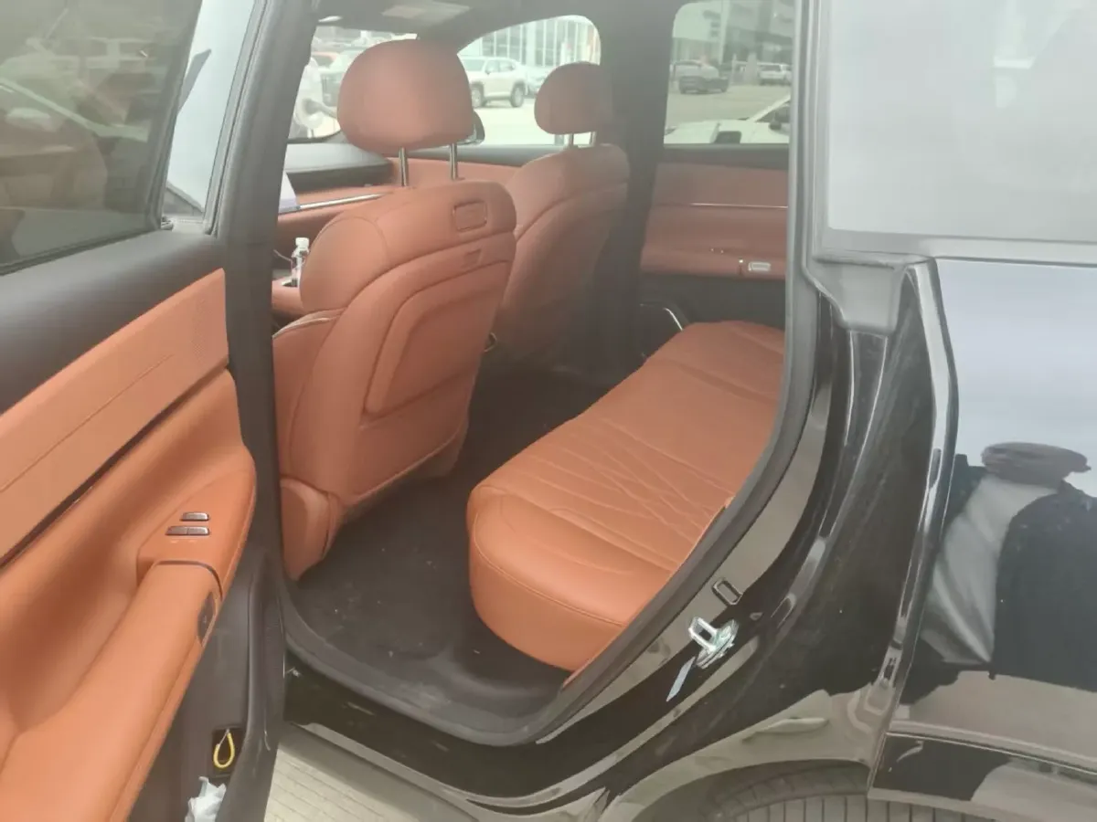 2025 ChangAn QiYuan Q07 1.5T 150HP L4 E-CVT PHEV,autocango,china used car exporter,china ev exporter,chinese used car exporter,chinese used ev exporter