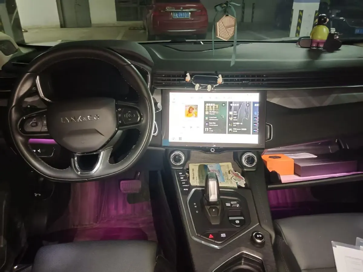 2021 LYNK&CO 01 2.0T 218HP L4 8AT,autocango,china used car exporter,china ev exporter,chinese used car exporter,chinese used ev exporter