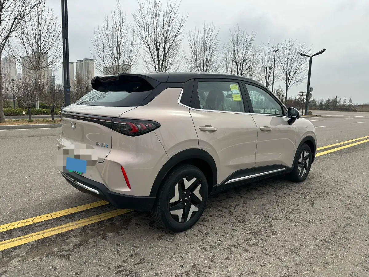 2025 WuLing HongGuang New Energy REEV 99HP REEV,autocango,china used car exporter,china ev exporter,chinese used car exporter,chinese used ev exporter