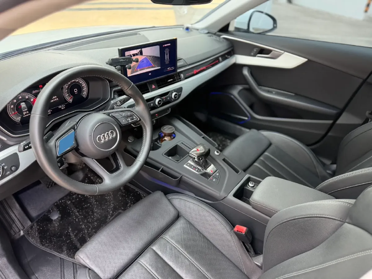 2020 Audi A4L 2.0T 190HP L4 7DCT,autocango,china used car exporter,china ev exporter,chinese used car exporter,chinese used ev exporter
