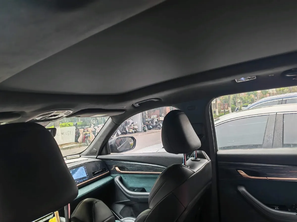 2021 Geely Monjaro 2.0T 218HP L4 7DCT,autocango,china used car exporter,china ev exporter,chinese used car exporter,chinese used ev exporter