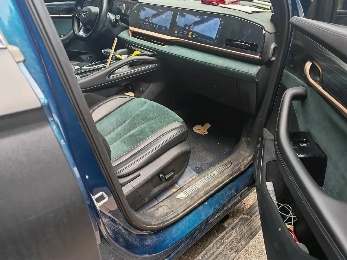 2021 Geely Monjaro 2.0T 218HP L4 7DCT,autocango,china used car exporter,china ev exporter,chinese used car exporter,chinese used ev exporter