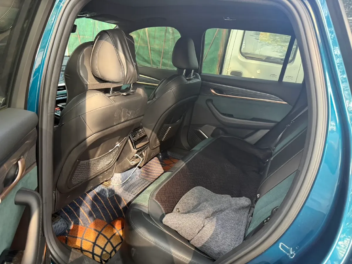 2021 Geely Monjaro 2.0T 218HP L4 7DCT,autocango,china used car exporter,china ev exporter,chinese used car exporter,chinese used ev exporter