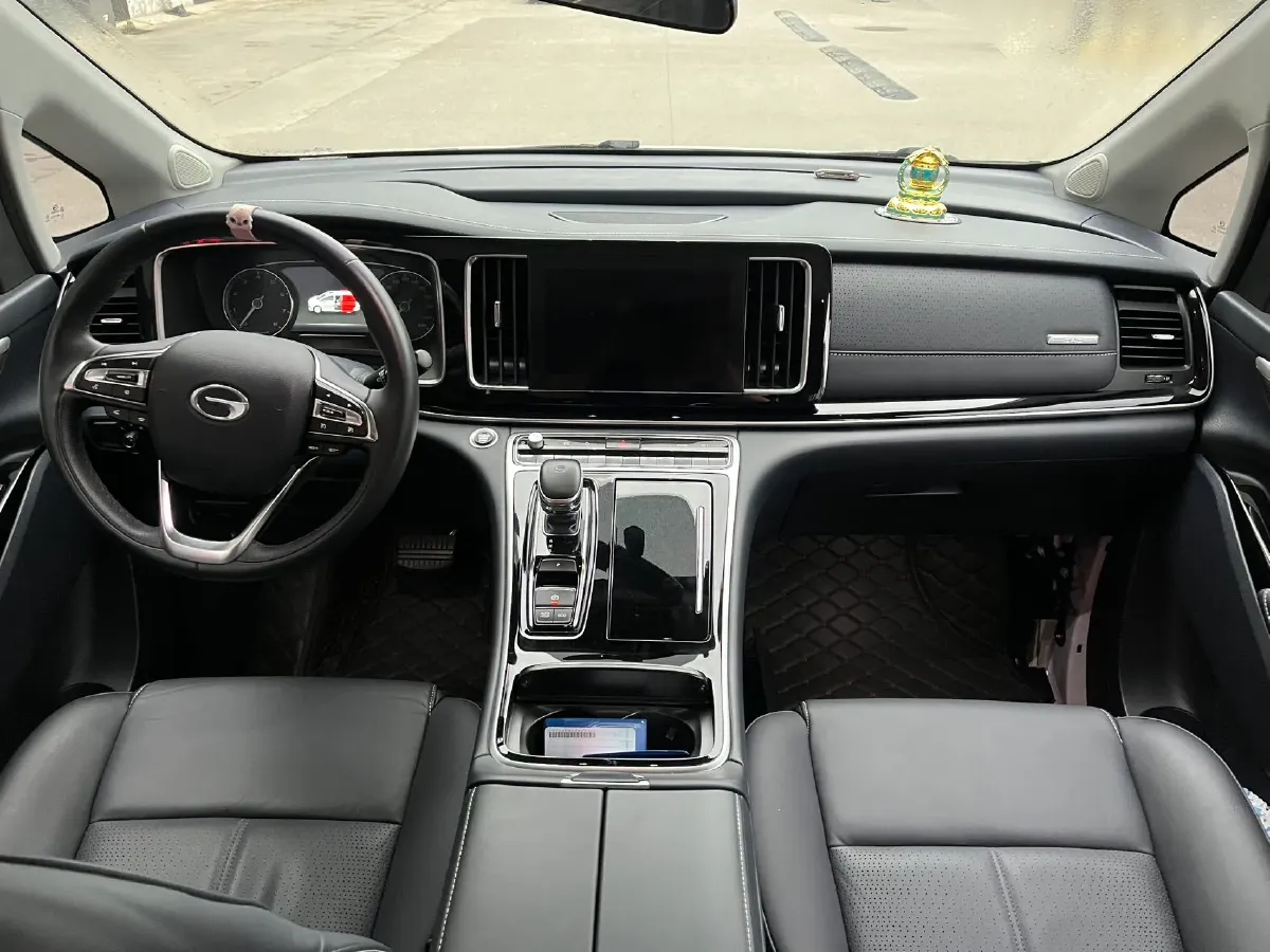 2021 GAC Trumpchi M8 2.0T 252HP L4 8AT,autocango,china used car exporter,china ev exporter,chinese used car exporter,chinese used ev exporter