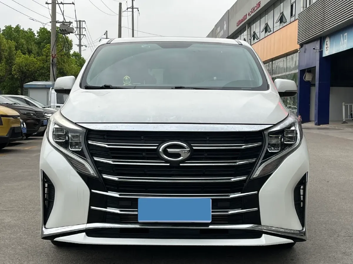 2021 GAC Trumpchi M8 2.0T 252HP L4 8AT,autocango,china used car exporter,china ev exporter,chinese used car exporter,chinese used ev exporter