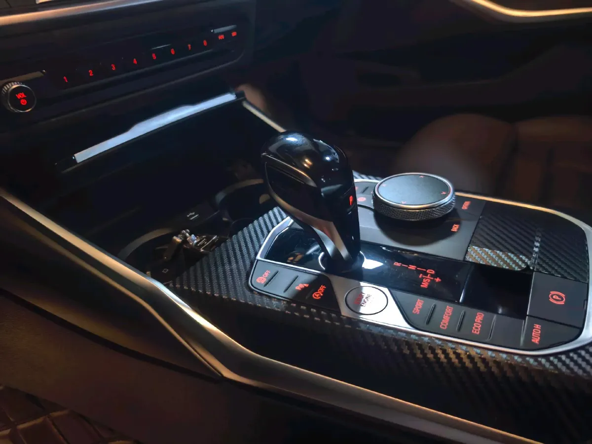 2021 BMW 3 Series 2.0T 156HP L4 8AT,autocango,china used car exporter,china ev exporter,chinese used car exporter,chinese used ev exporter