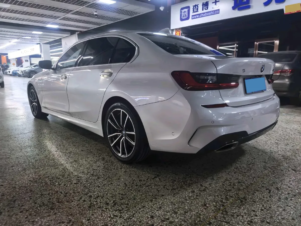2021 BMW 3 Series 2.0T 156HP L4 8AT,autocango,china used car exporter,china ev exporter,chinese used car exporter,chinese used ev exporter