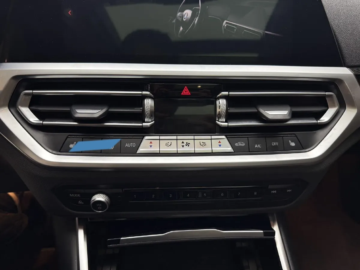 2021 BMW 3 Series 2.0T 156HP L4 8AT,autocango,china used car exporter,china ev exporter,chinese used car exporter,chinese used ev exporter