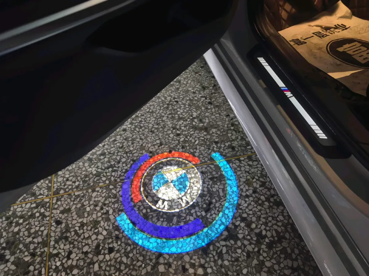 2021 BMW 3 Series 2.0T 156HP L4 8AT,autocango,china used car exporter,china ev exporter,chinese used car exporter,chinese used ev exporter