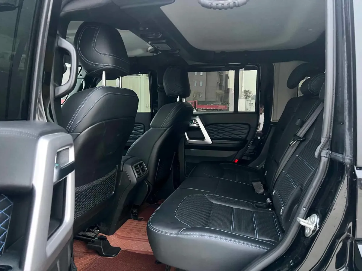 2023 Beijing BJ40 2.0T 224HP L4 8AT,autocango,china used car exporter,china ev exporter,chinese used car exporter,chinese used ev exporter