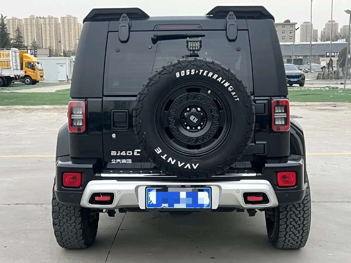 2023 Beijing BJ40 2.0T 224HP L4 8AT,autocango,china used car exporter,china ev exporter,chinese used car exporter,chinese used ev exporter