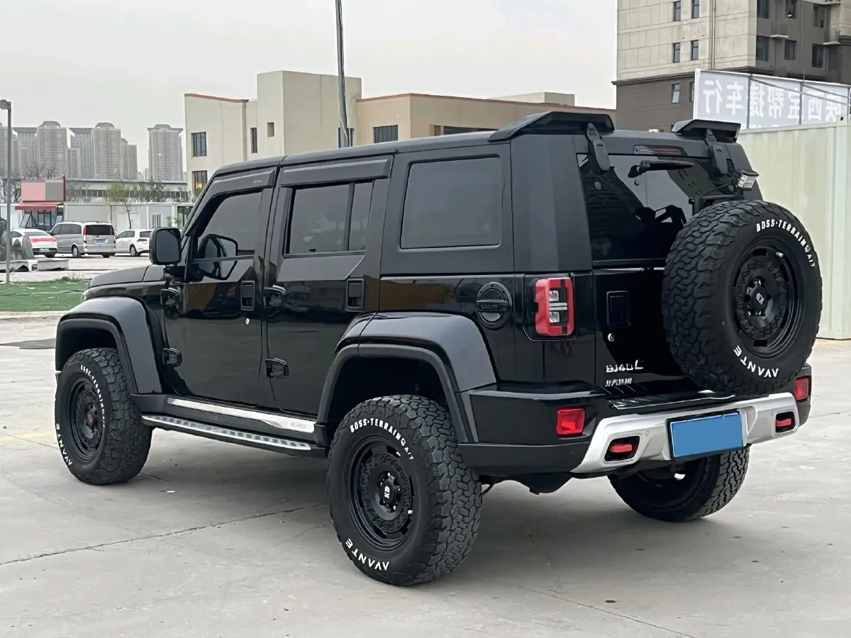 2023 Beijing BJ40 2.0T 224HP L4 8AT,autocango,china used car exporter,china ev exporter,chinese used car exporter,chinese used ev exporter