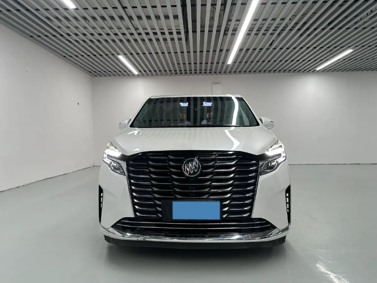 2023 Buick GL8 2.0T 237HP L4 9AT,autocango,china used car exporter,china ev exporter,chinese used car exporter,chinese used ev exporter