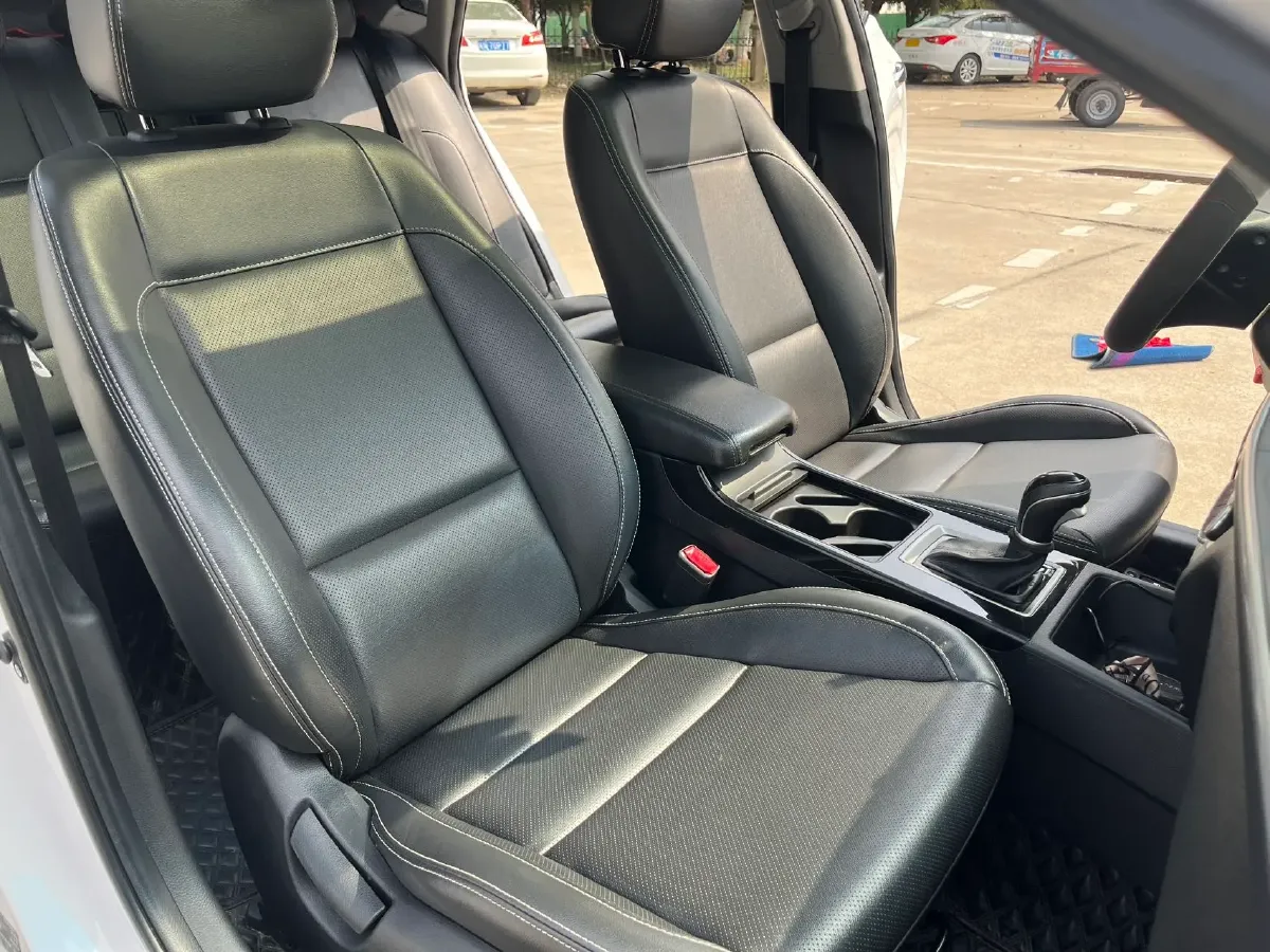 2017 Hyundai Mistra 1.6T 175HP L4 7DCT,autocango,china used car exporter,china ev exporter,chinese used car exporter,chinese used ev exporter