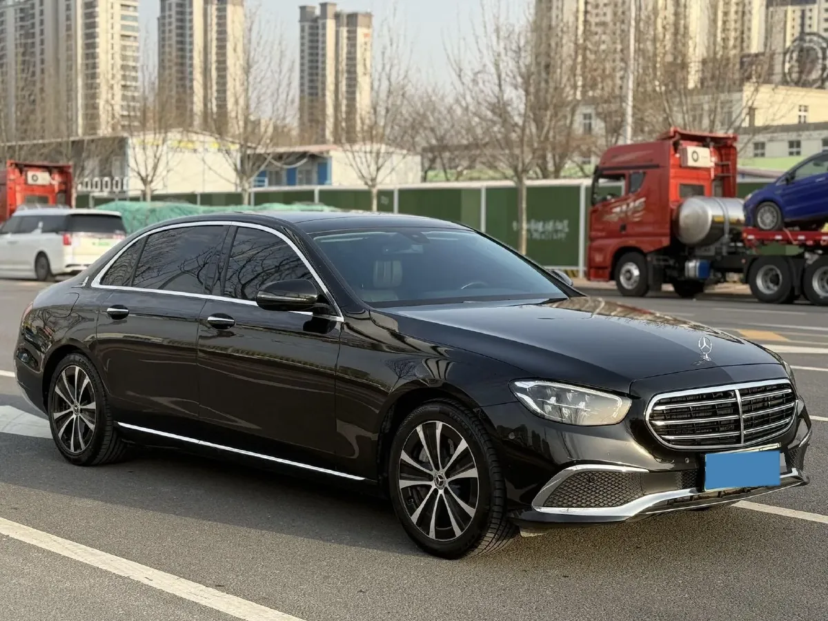 2022 Mercedes-Benz E Class 2.0T 211HP L4 9AT PHEV 25.4KWH,autocango,china used car exporter,china ev exporter,chinese used car exporter,chinese used ev exporter