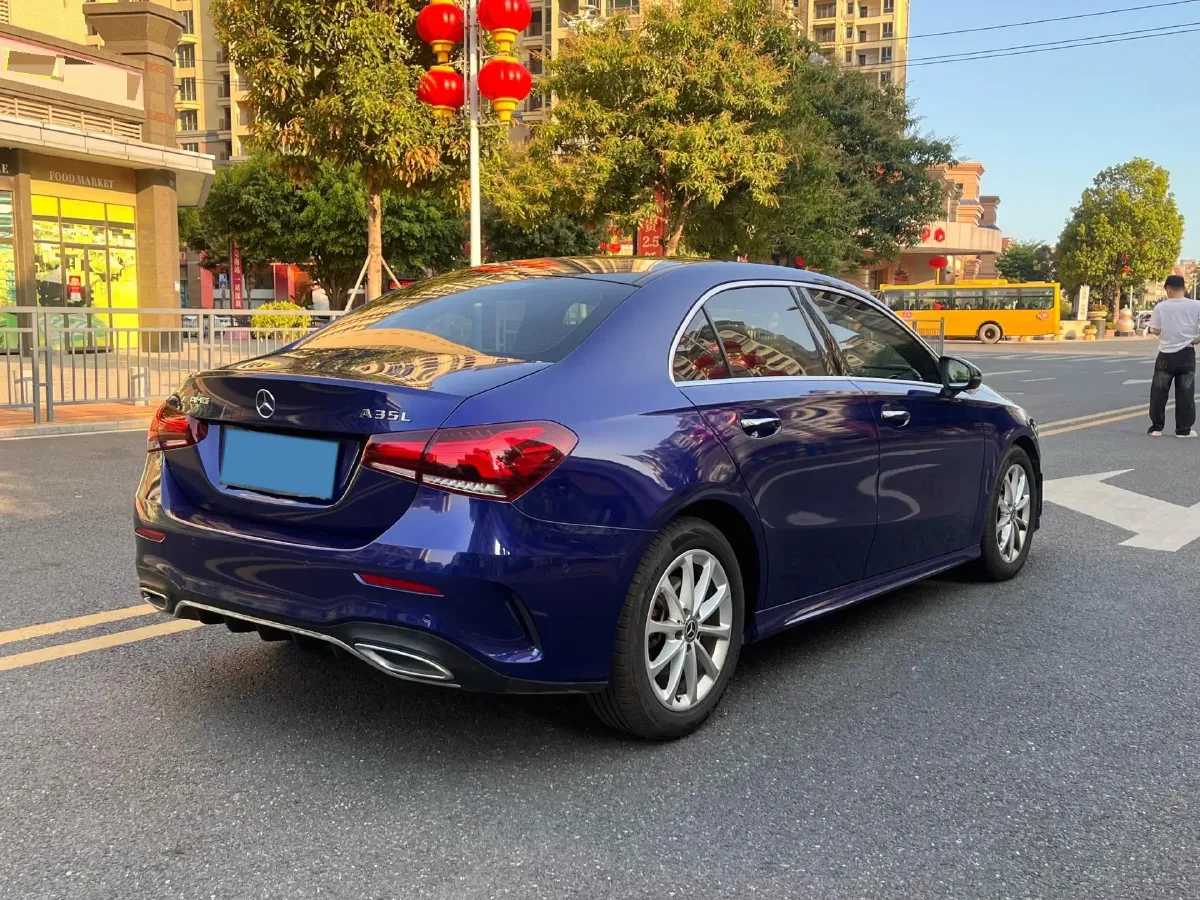 2021 Mercedes-Benz A Class 1.3T 163HP L4 7DCT,autocango,china used car exporter,china ev exporter,chinese used car exporter,chinese used ev exporter